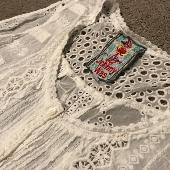 White embroidery Johnny Was top. Size XS. GUC. - Picture 3 of 3